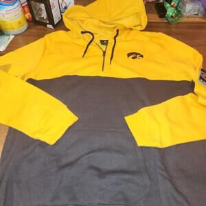 NEW Women's Colosseum Iowa Hawkeyes  Half-Zip Hoodie size XXL